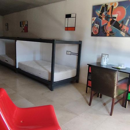 Hostel Puerto Алхесирас Екстериор снимка