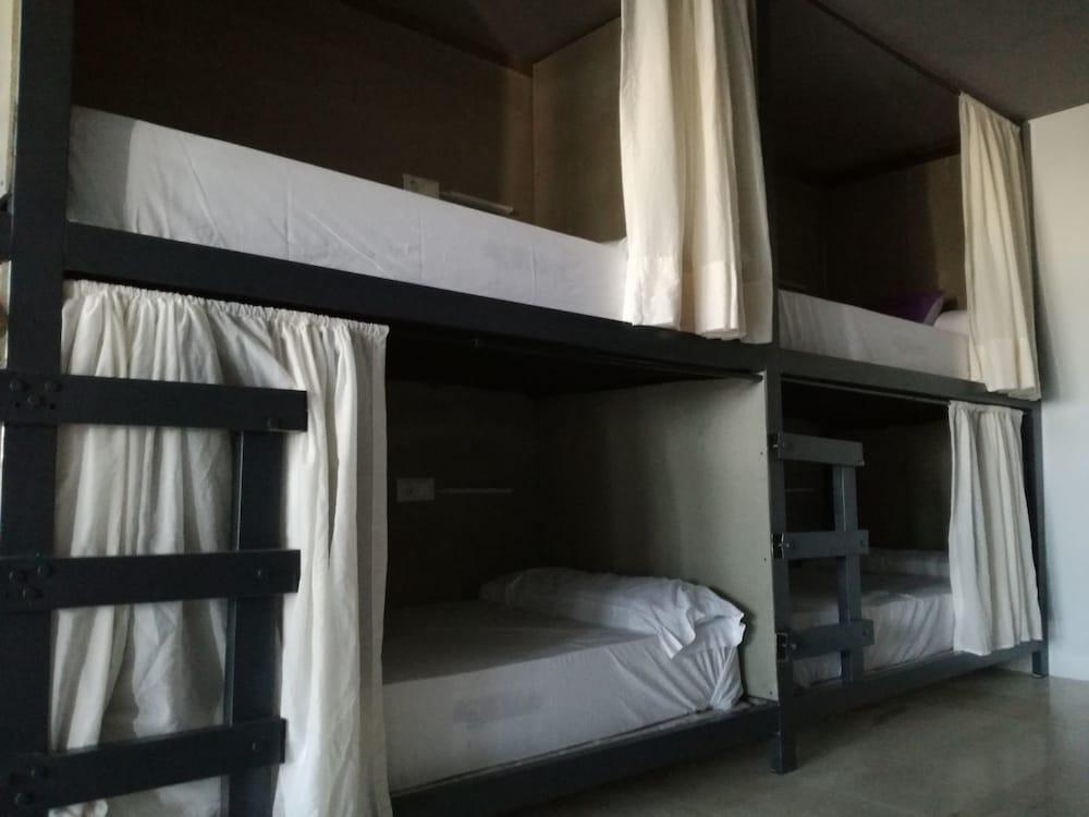 Hostel Puerto Алхесирас Екстериор снимка